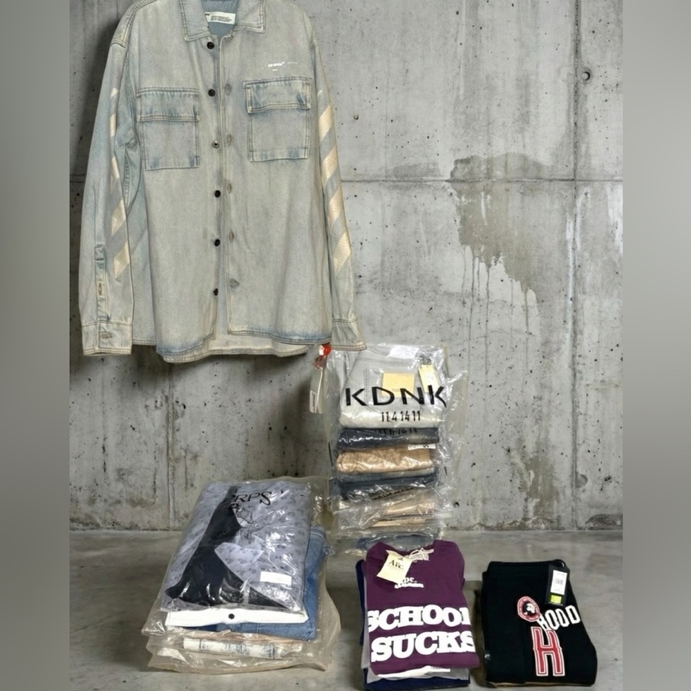 THE MENS STREETWEAR VAULT (NWT) WHOLESALE LOT !